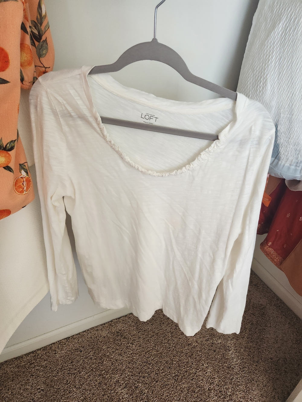 LOFT Women's White Long-Sleeve Scoop Neck Top